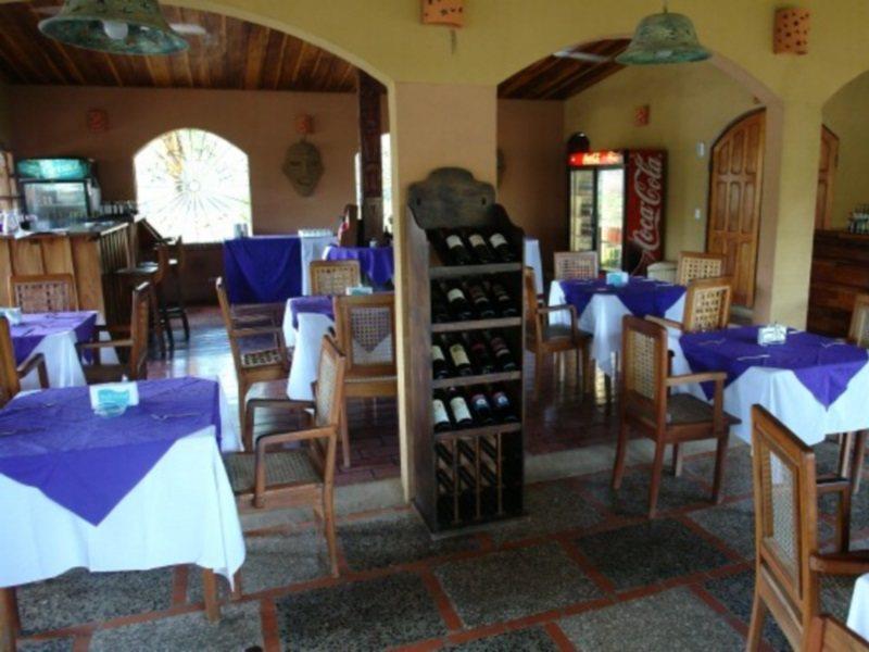 El Milagro Hotel Tamarindo Exterior photo
