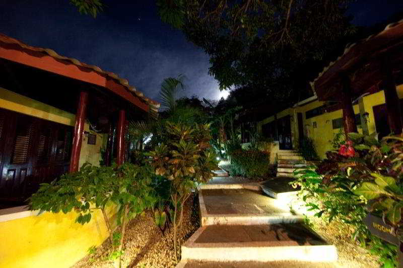 El Milagro Hotel Tamarindo Exterior photo